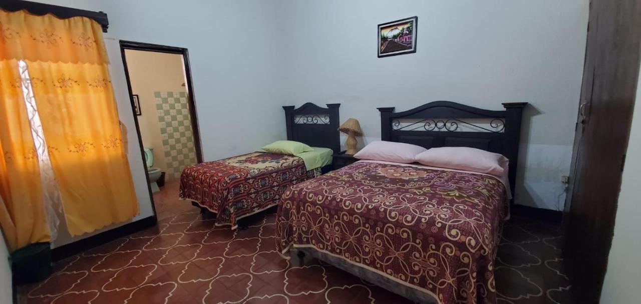 Hospedaje El Viajero Antigua Lli Buitenkant foto
